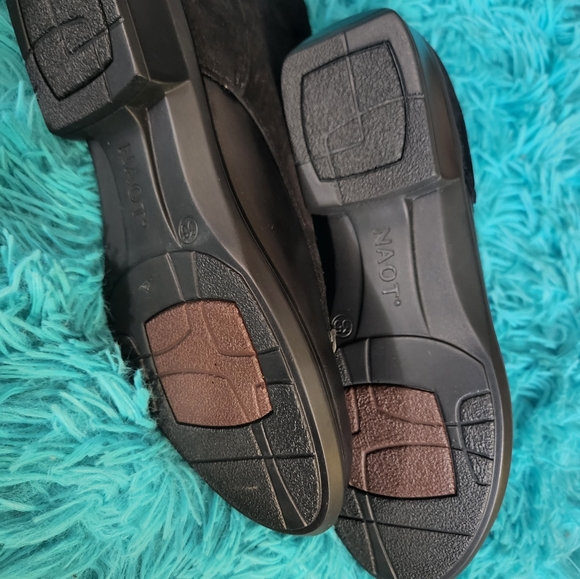 Naot both - Picture 7 of 7